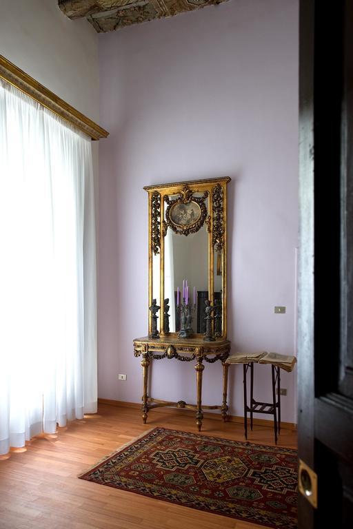 Ferienwohnung Domus Decumana Neapel Zimmer foto